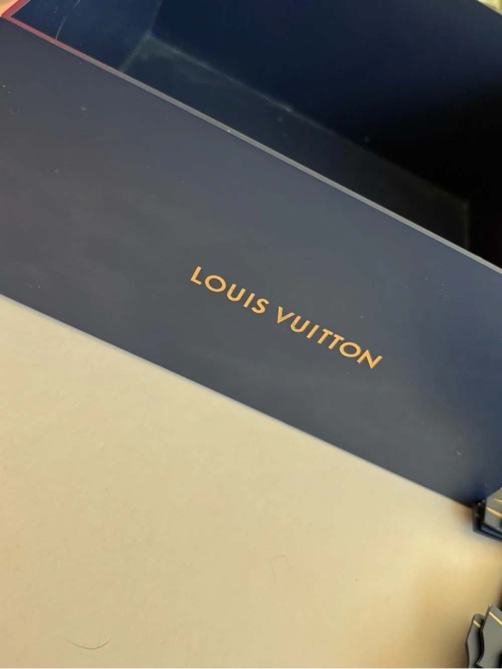 Louis Vuitton Navy and Gold Ornamental Hot Air Balloon Sculpture Ikebana Vase - Picture 10 of 11